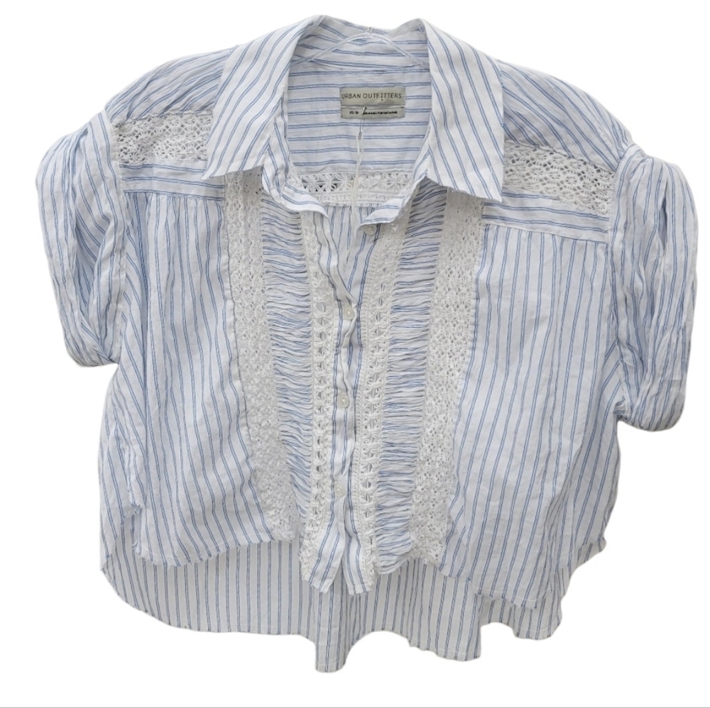 NWOT Urban Outfitters Joji Blue and White Crochet Button-Down Crop Top - XS - Picture 5 of 11